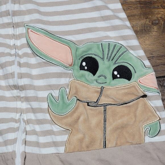 Lambs & Ivy Star Wars Tan & White Stripe Grogu Nao Sack - Medium (6-12M) - Picture 3 of 7